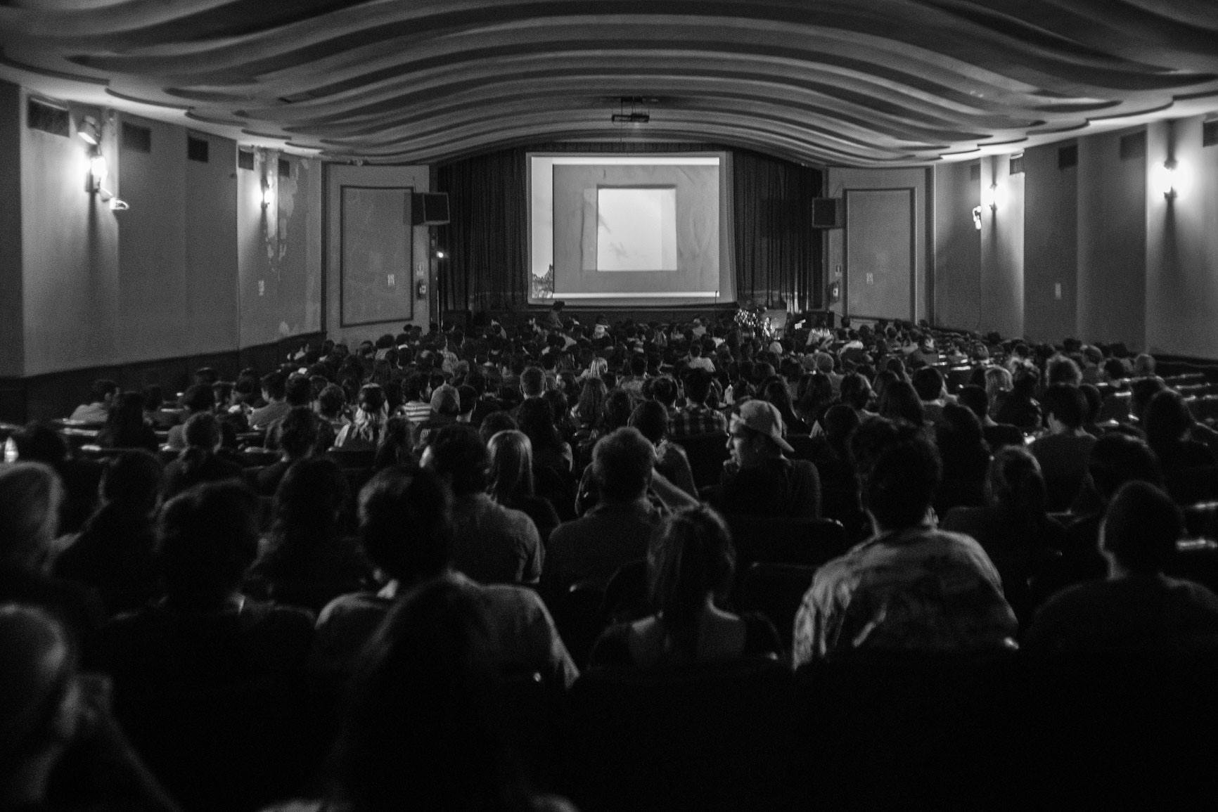 Evento cinéfilo definitivo: Nexo Cinema prepara una maratón de más de 7 horas con el clásico Sátántangó de Béla Tarr